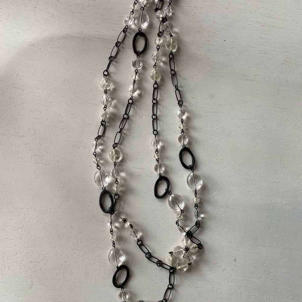 Metal and beaded necklace